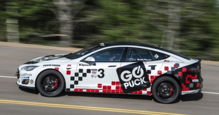 تسلا موديل S تسجل رقما قياسيا جديدا في سباق Pikes Peak للسيارات الكهربائية